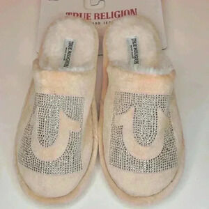 True Rwligion Women’s Rhinestone Horseshoe Logo Slippers Size Small 5/6